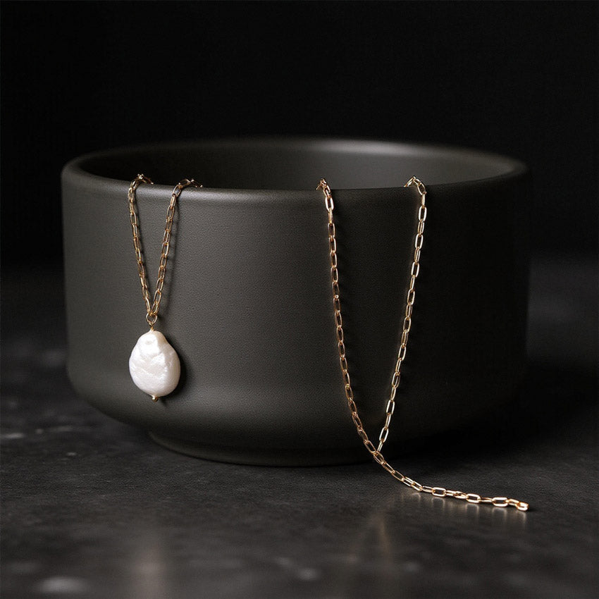 Coin Pearl Paperclip Necklace