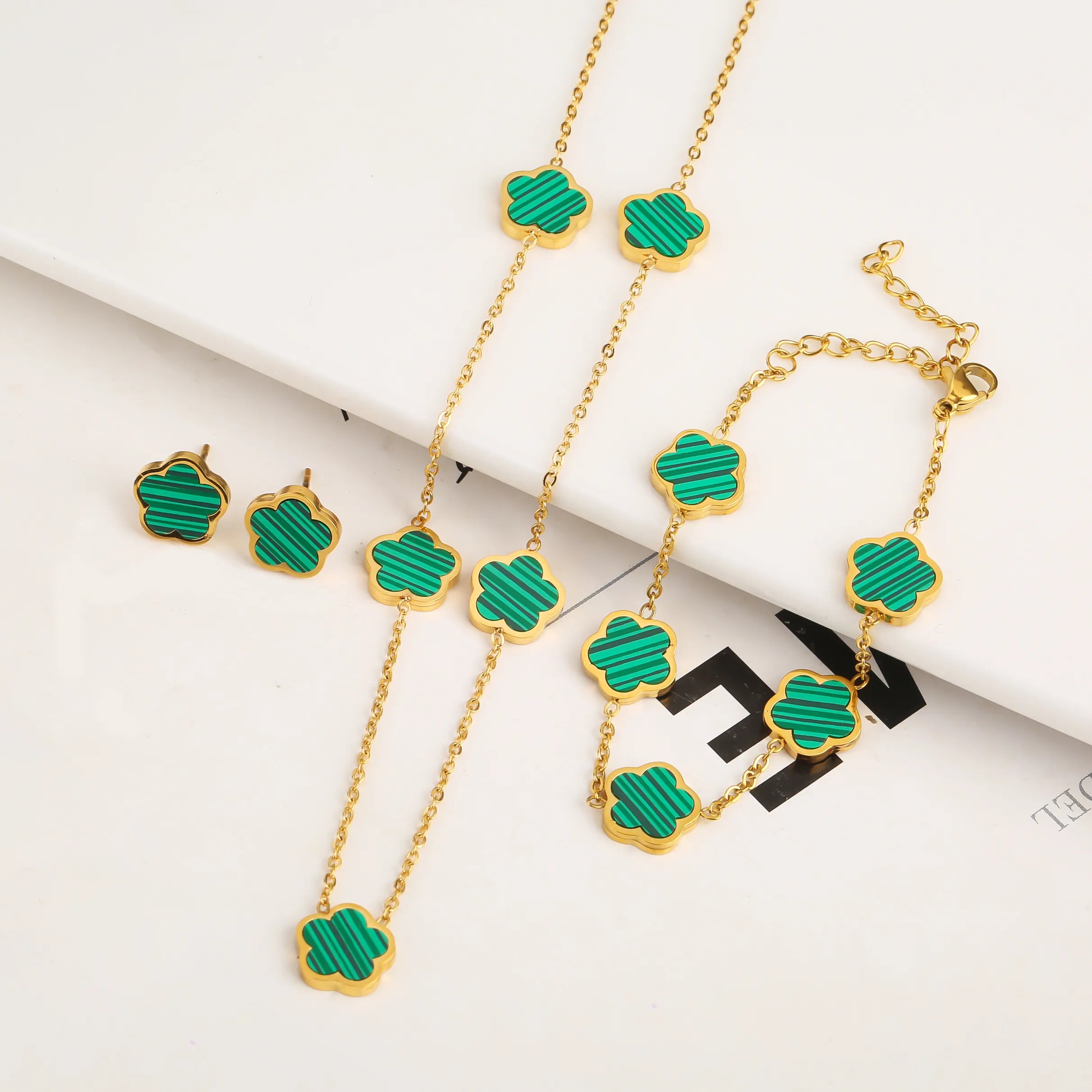 Luxe Clover 3-Piece Set