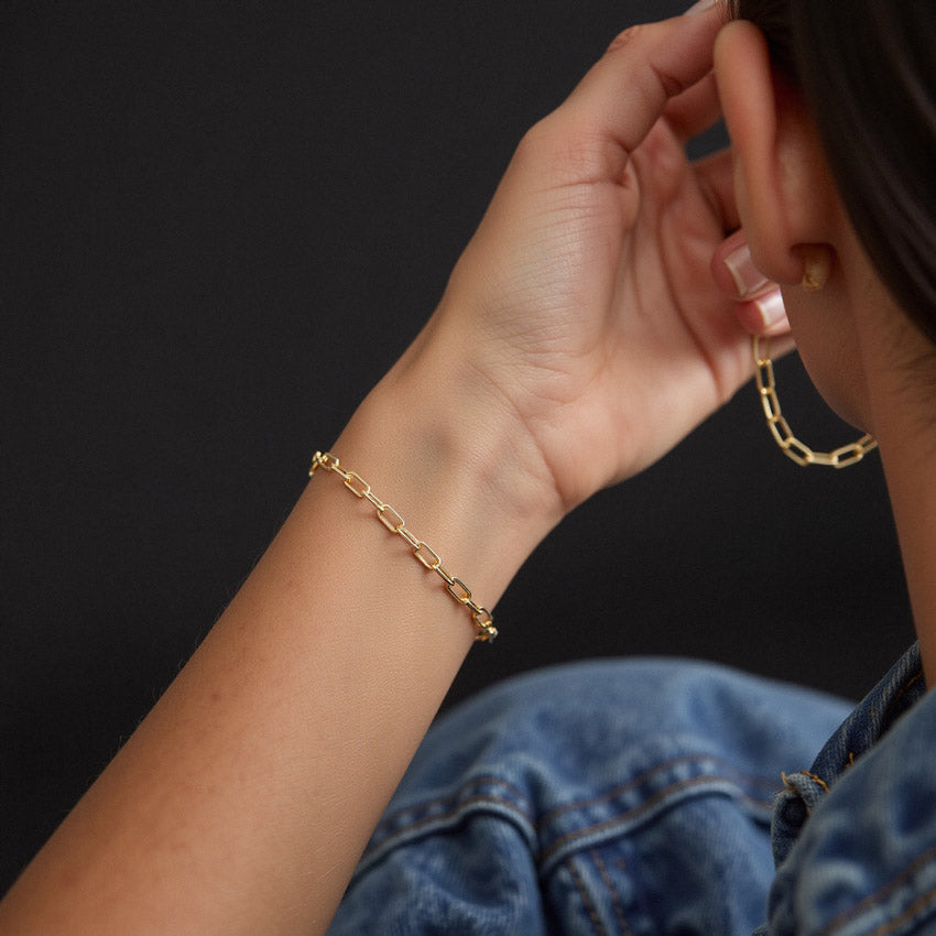 Shiny Paperclip Bracelet